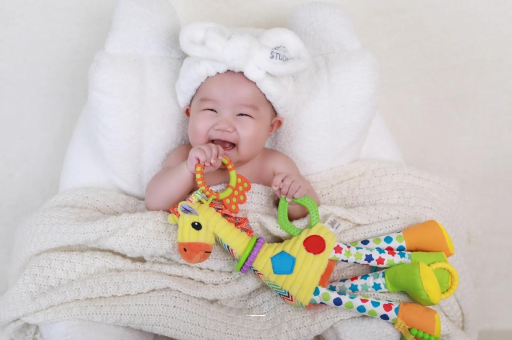 许昌怎么判断宝宝是否斜颈